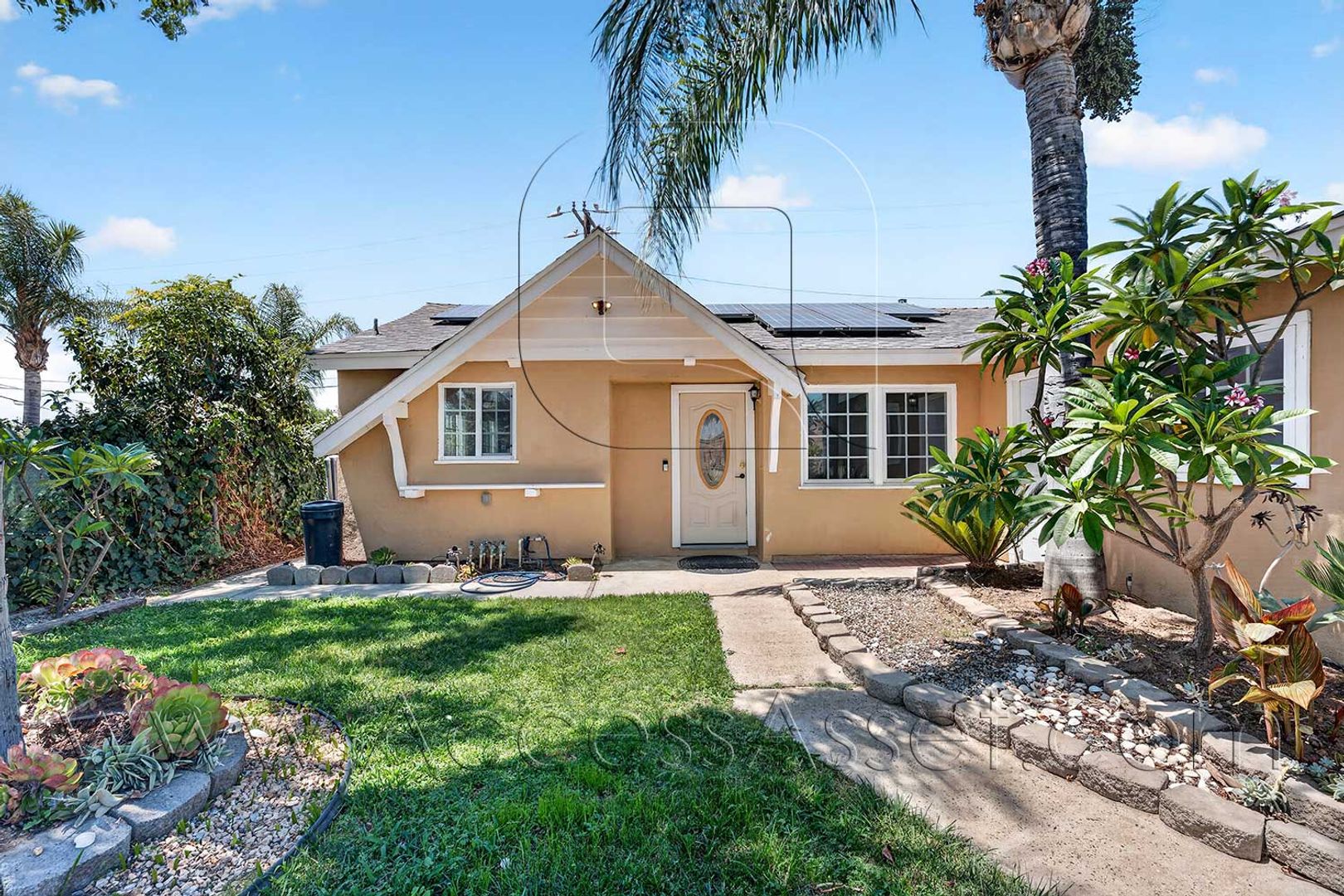 Riverside House: 3301 Muriel Dr