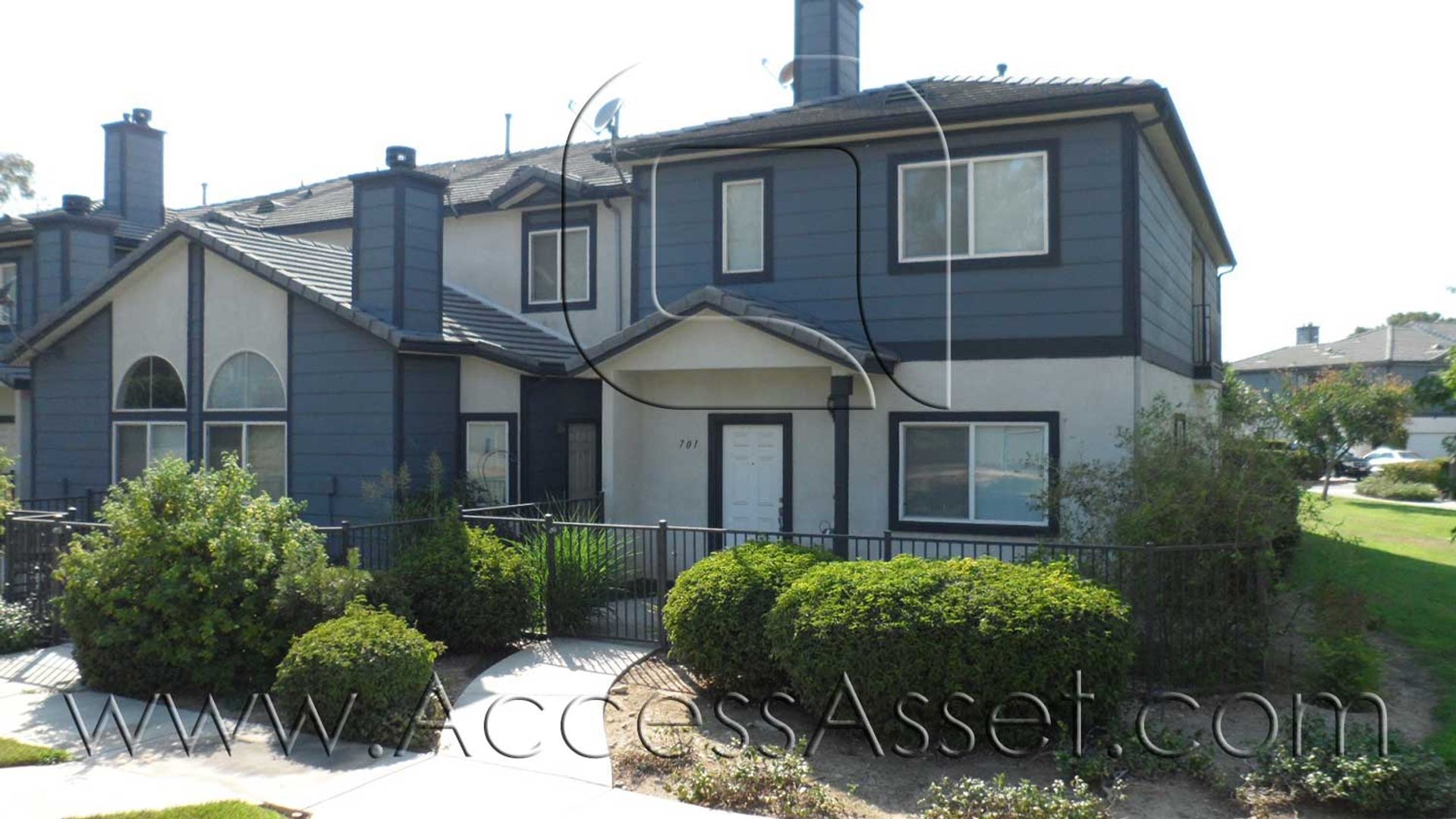 Redlands House: 1555 Orange Ave. #701