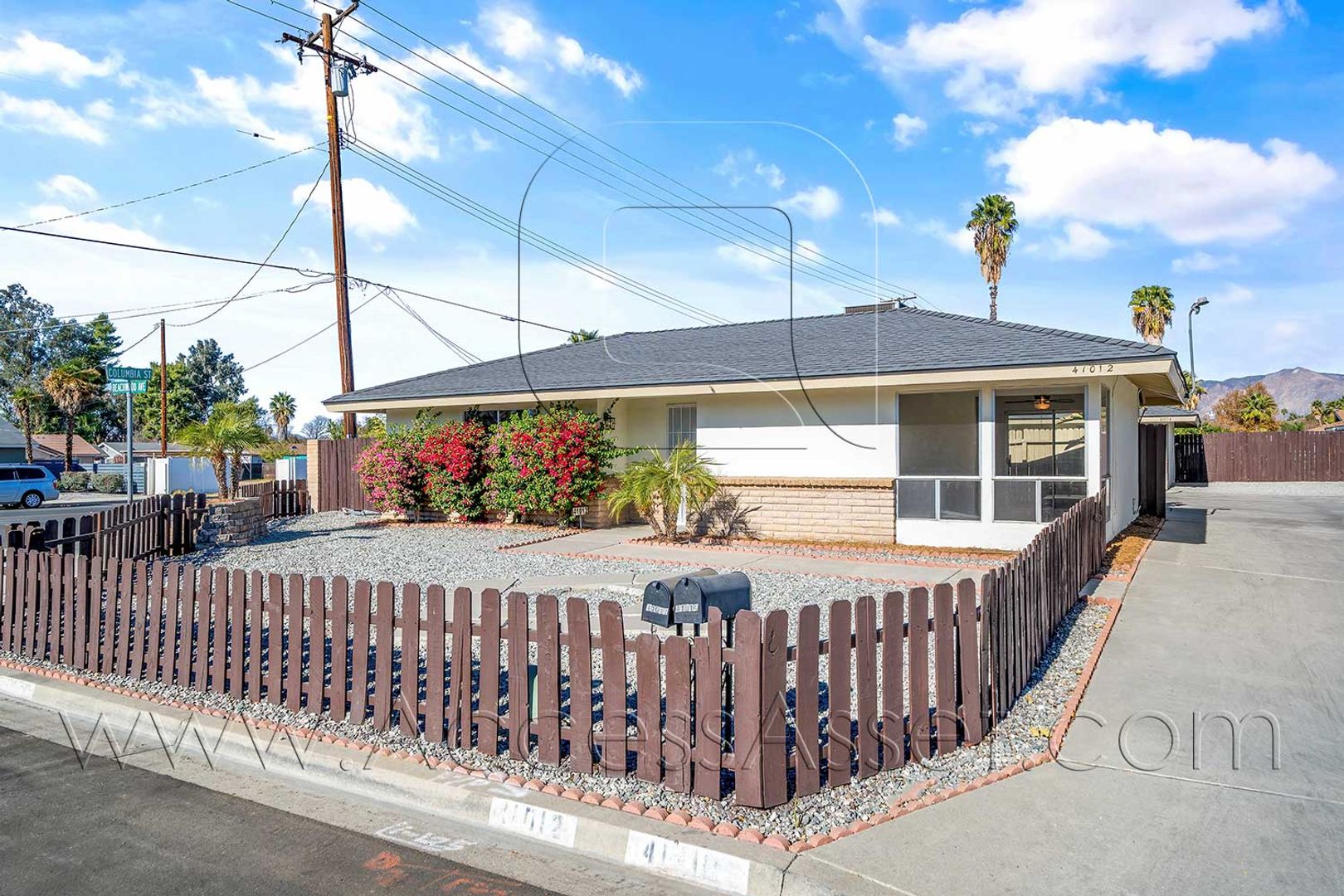 Hemet Multiplex: 41012 Beachwood Ave