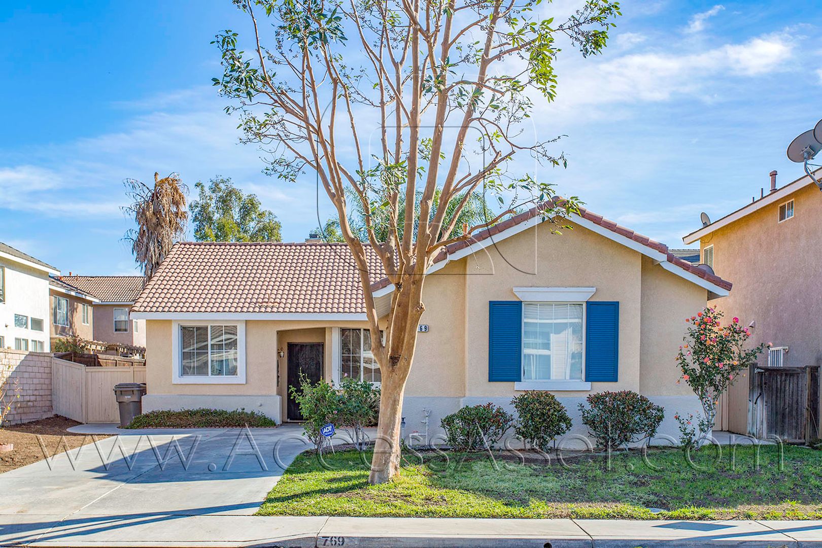 Corona House: 769 Shaffer Street