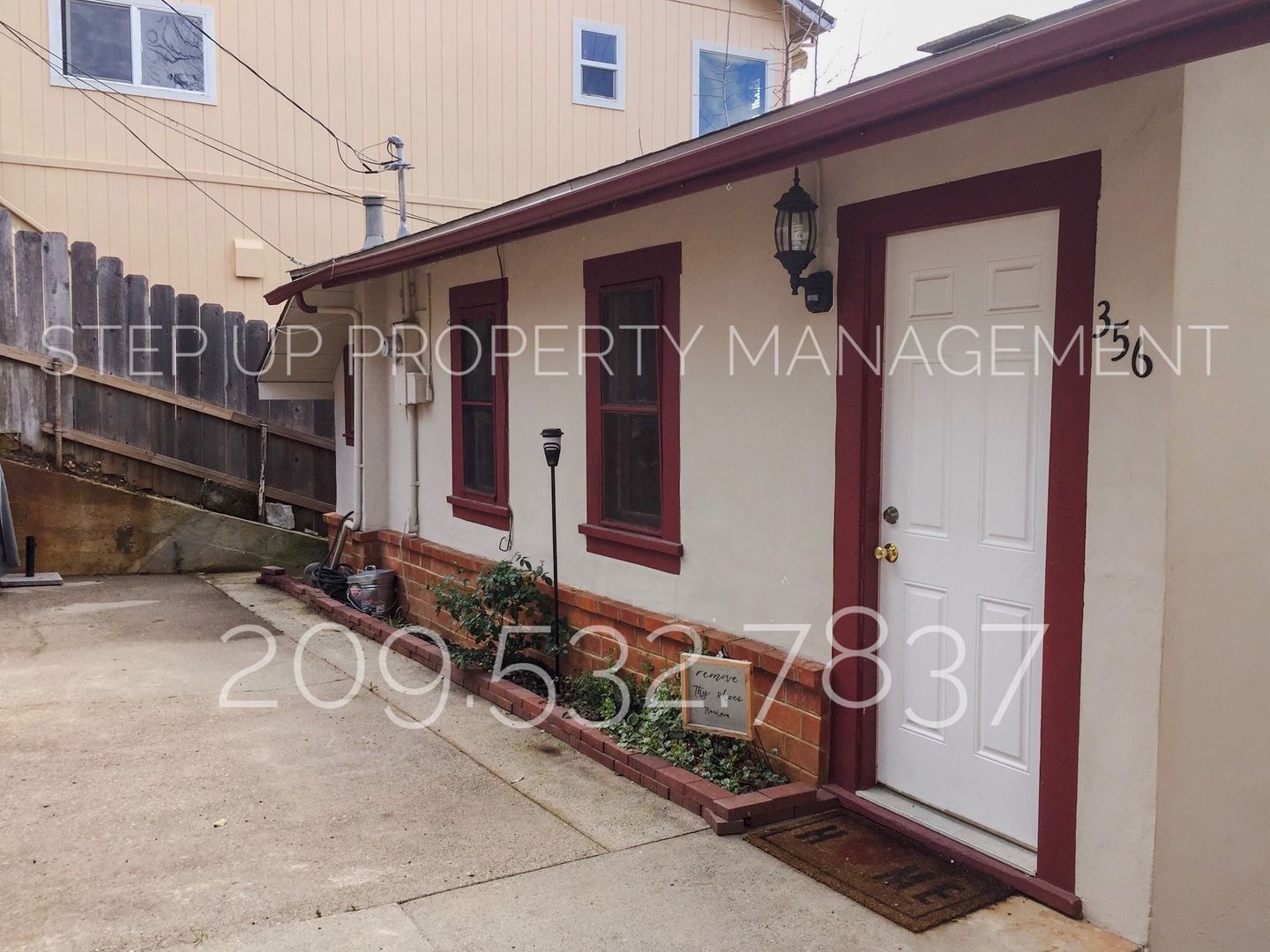 Sonora House: 356 Barretta St