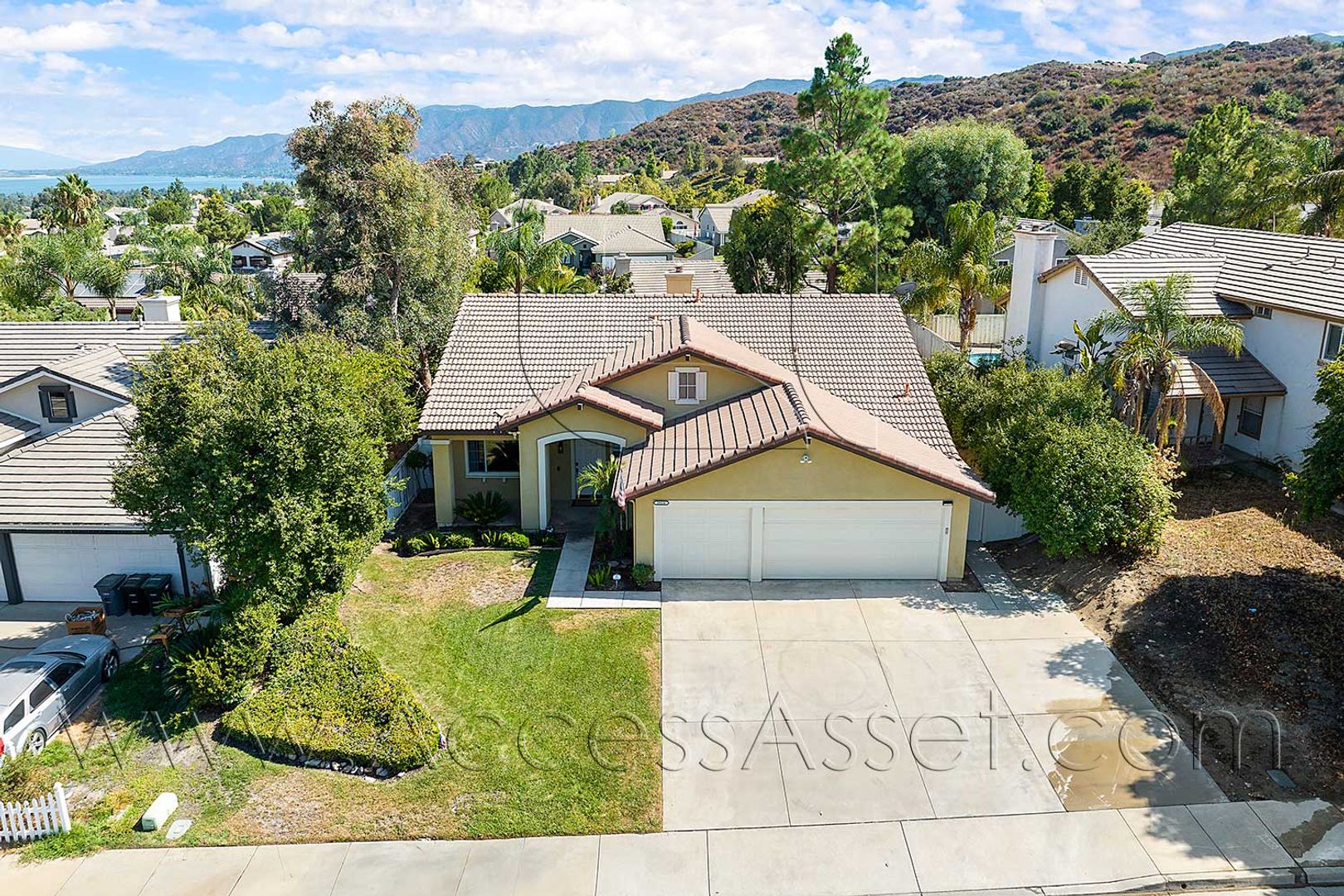 Lake Elsinore House: 29516 Westwind Dr