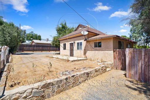 Charming 3-Bedroom Home with Fenced Yard & NEW AC!