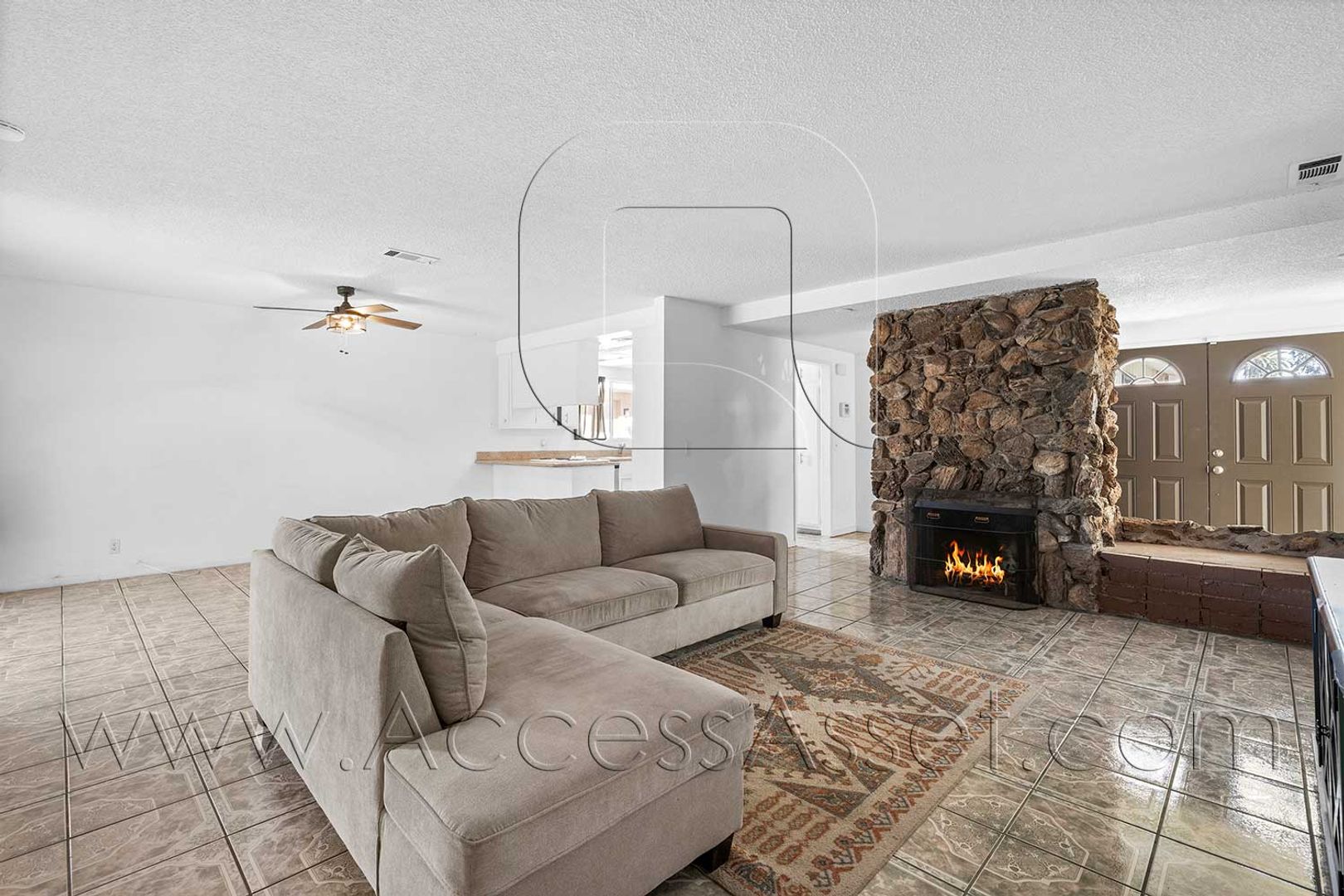 Hemet House: 415 S Gilbert St