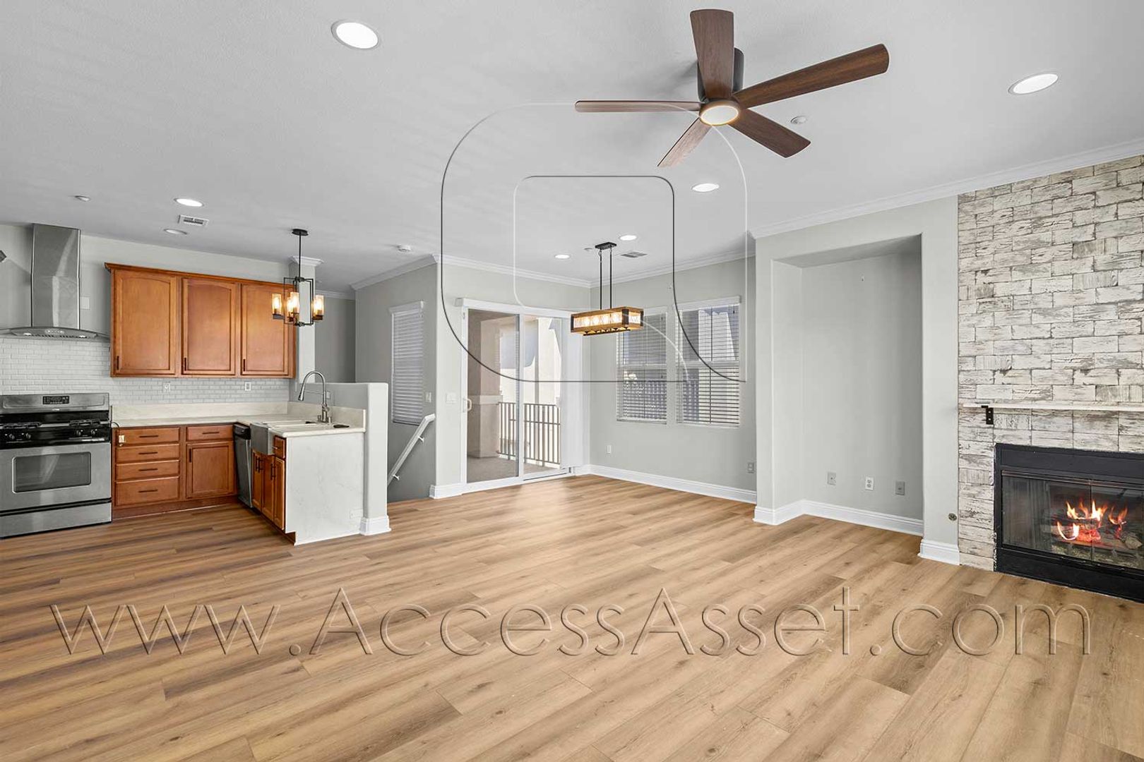 Lake Elsinore House: 15427 Park Point Ave - 110