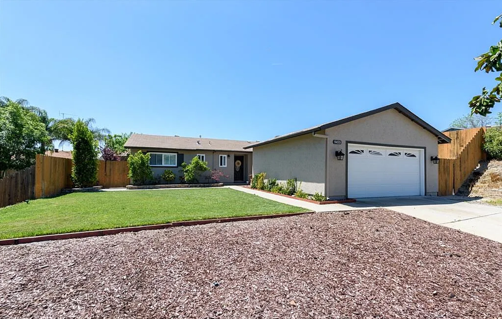 Santee House: 9455 Cathywood Dr