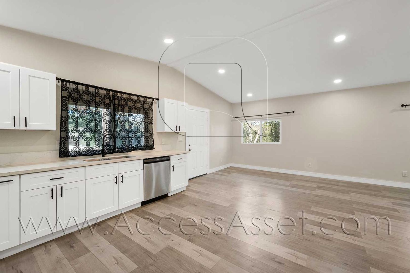 Banning Multiplex: 45840 Coyote St