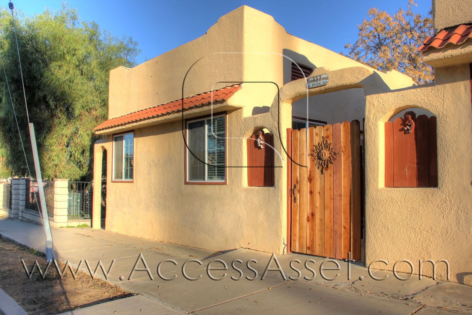 Lake Elsinore Apartment: 137 East Peck Street