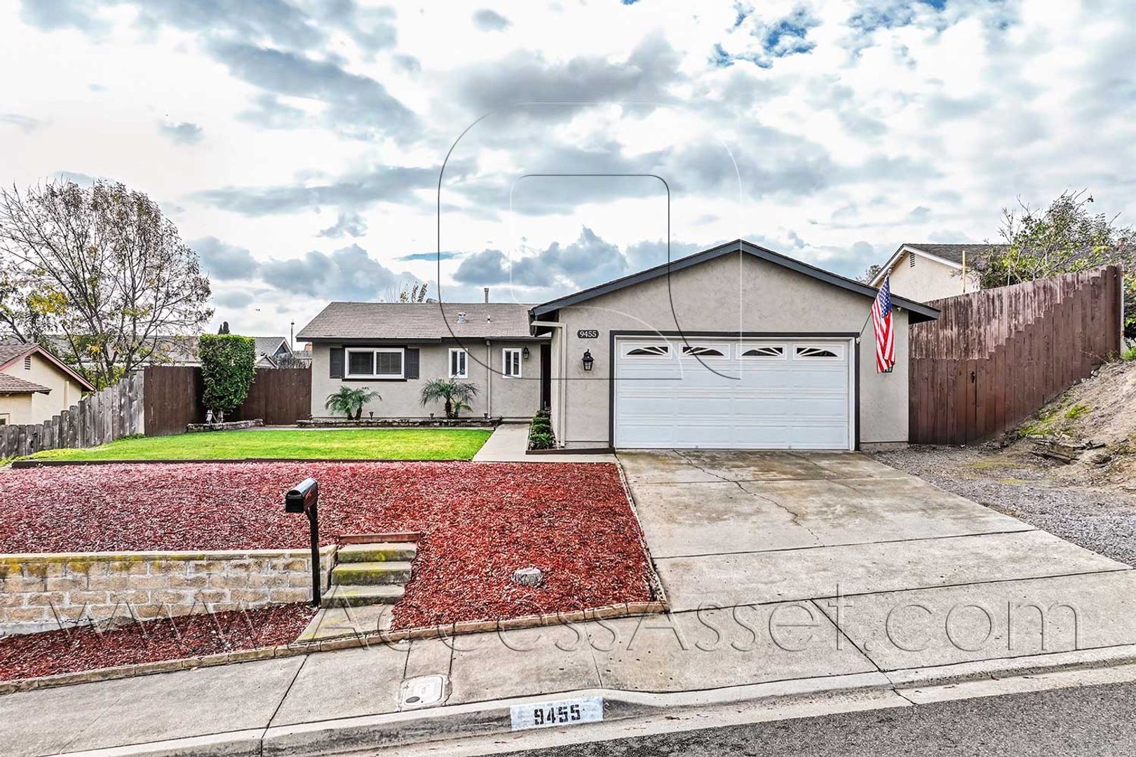 Santee House: 9455 Cathywood Dr