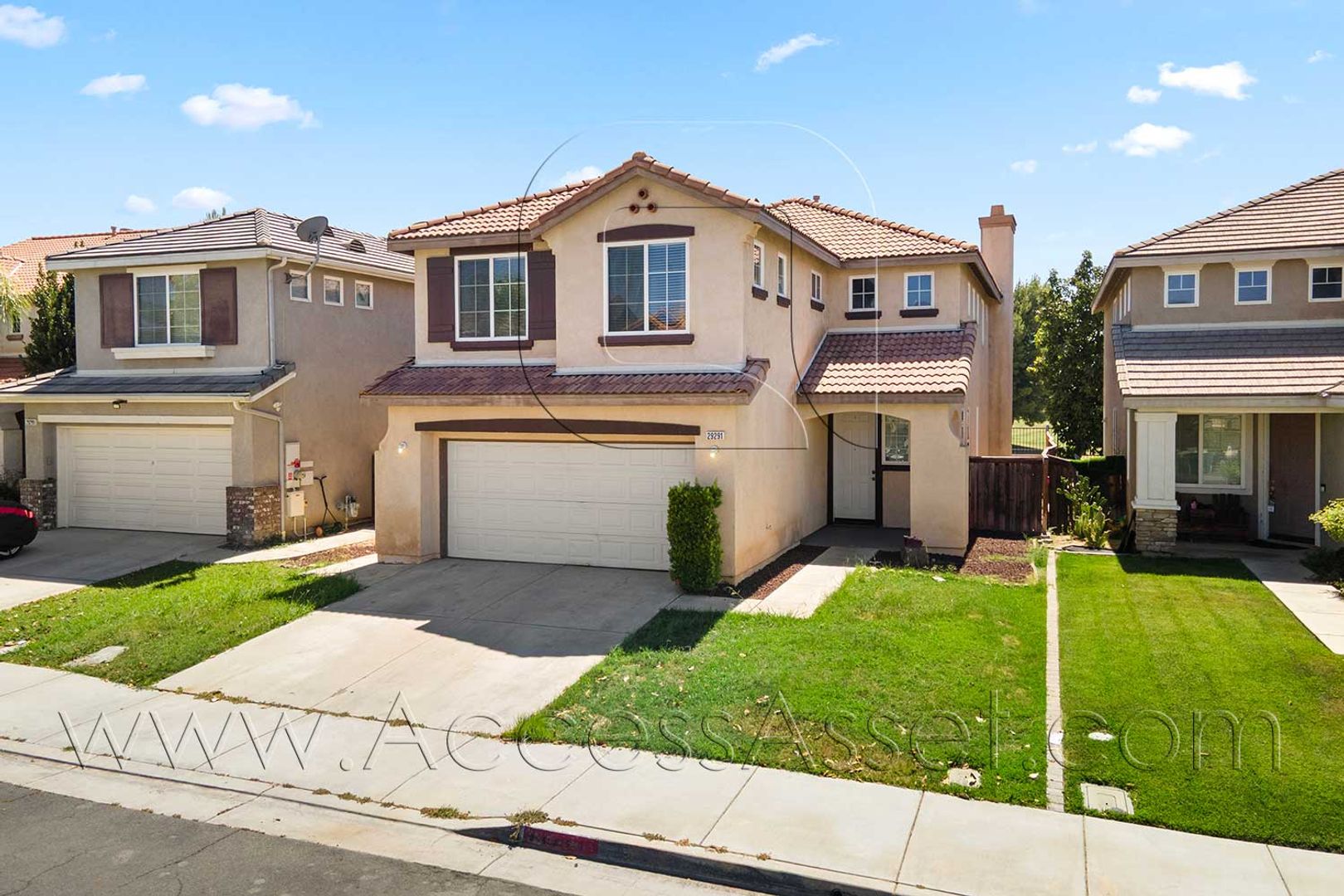 Menifee House: 29291 Grande Vista Ave