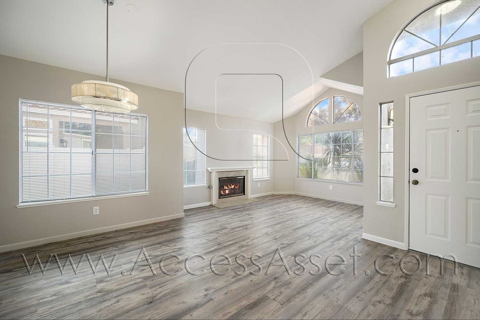 Murrieta House: 24387 Camino Vasco