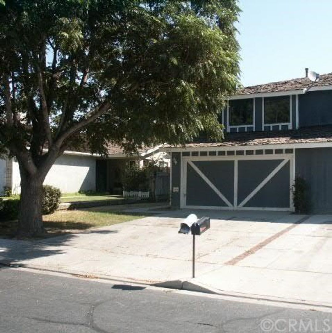 Lake Elsinore House: 643 Quail Dr.