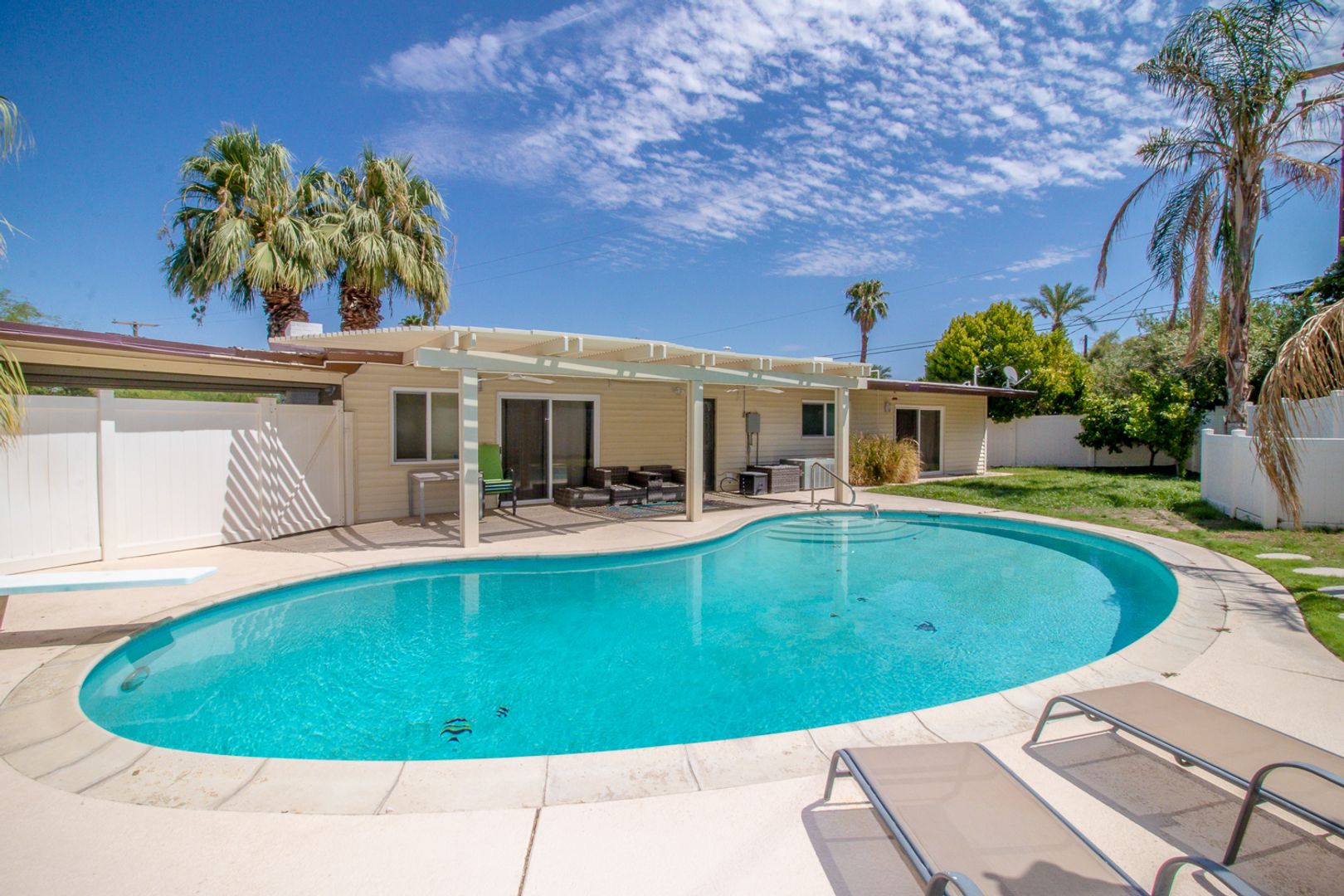 Cathedral City House: 68177 Mountain View Rd.