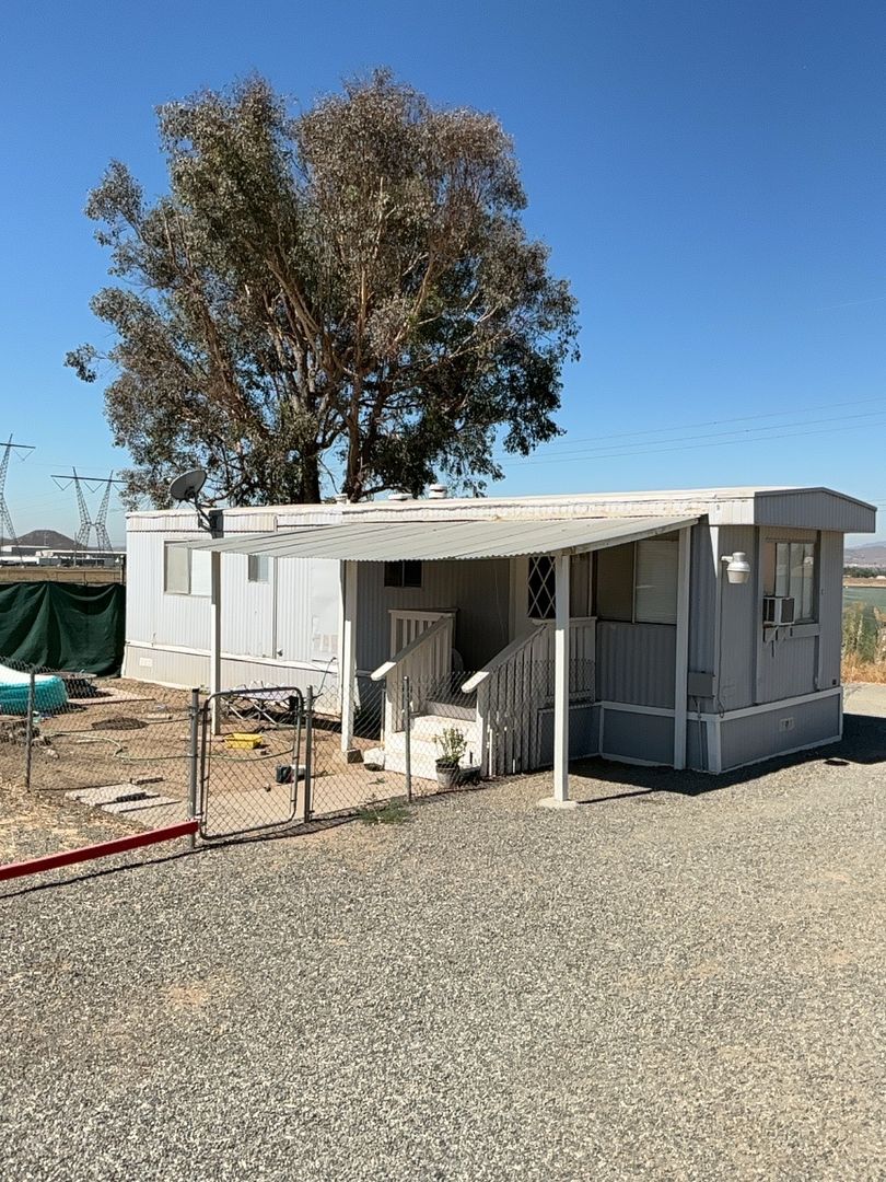 Menifee Multiplex: 28840 Triple Crown Rd - C