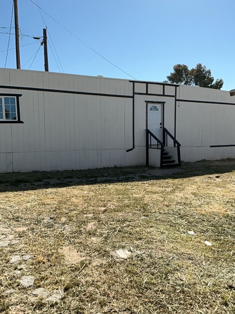 Barstow Multiplex: 29255 Old Highway 58 - 106