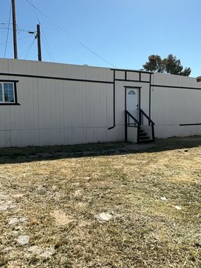Inviting Cozy Studio With 1 Bath In Barstow!