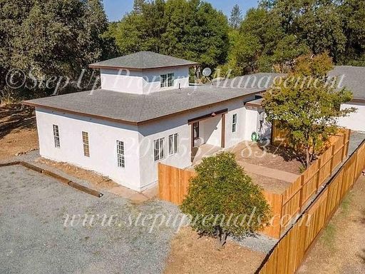Updated 3 Bedroom 2 Bathroom Duplex Unit On Well Water & Septic