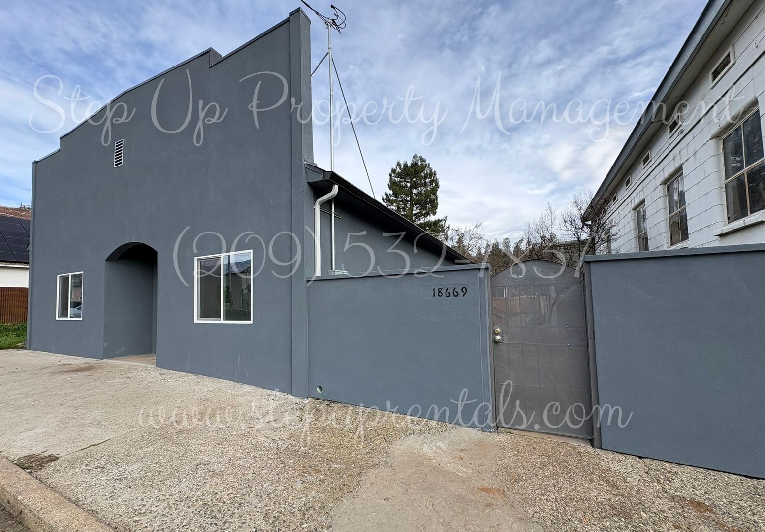 Tuolumne Apartment: 18669 Pine St