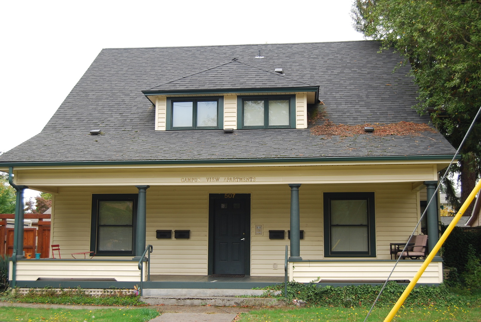 Newberg Apartment: 507 N Meridian