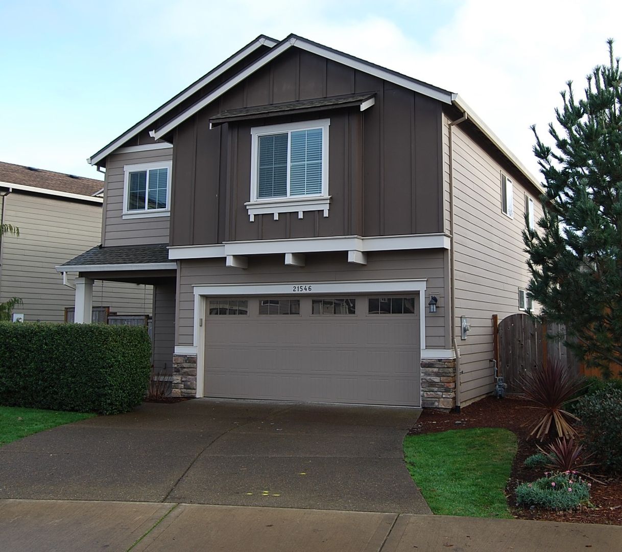 Sherwood House: 21546 SW Oxford Ter