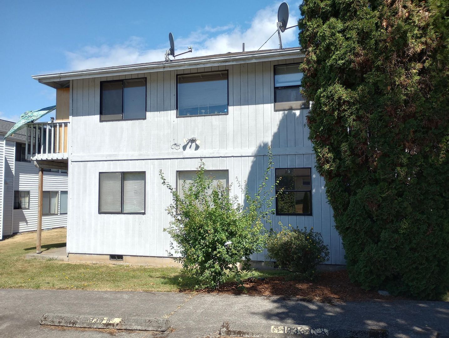 Bellingham Apartment: 1333 Puget St.