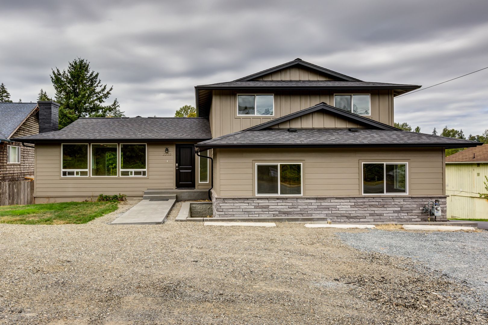 Bellingham House: 2235 Electric Avenue