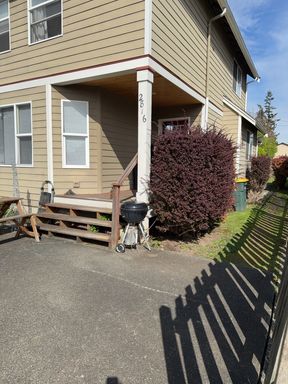 2816 Moore Street – photo 1