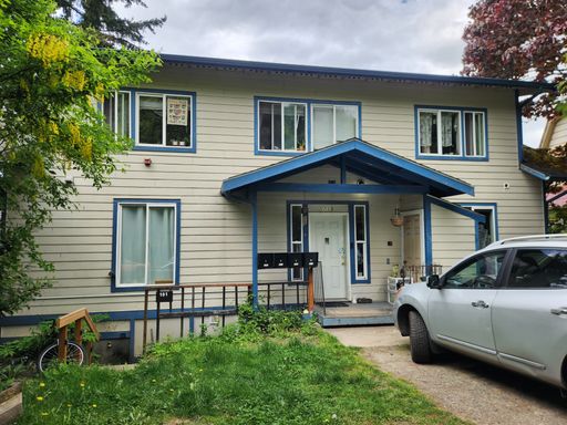 715 High St #202 – photo 1