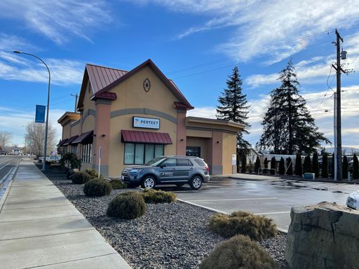 Professional Office Space with road frontage on Dolarway – photo 1