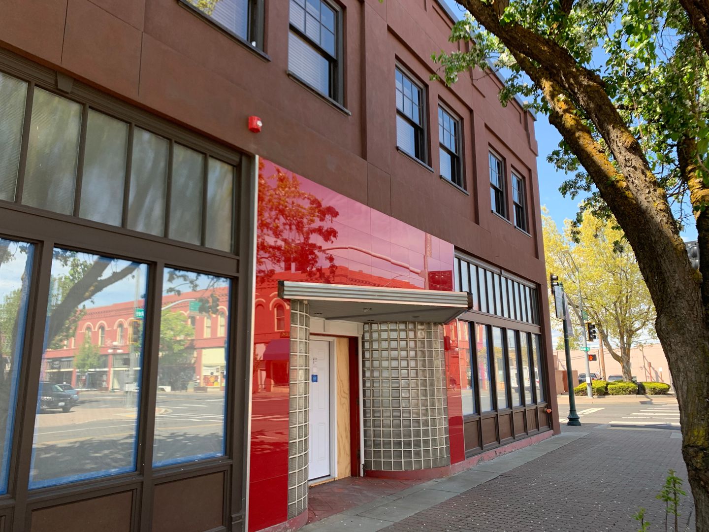 Ellensburg Apartment: 116 West 3rd Avenue