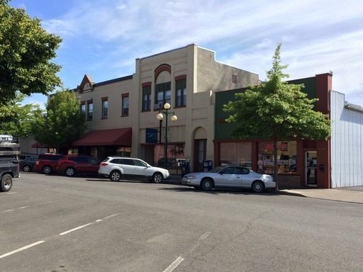 One Bedroom Apartment on Second Level of Historic Downtown Ellensburg Building