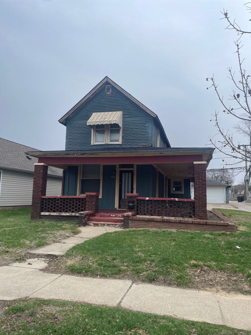 Lafayette House: 1603 N 15Th Street