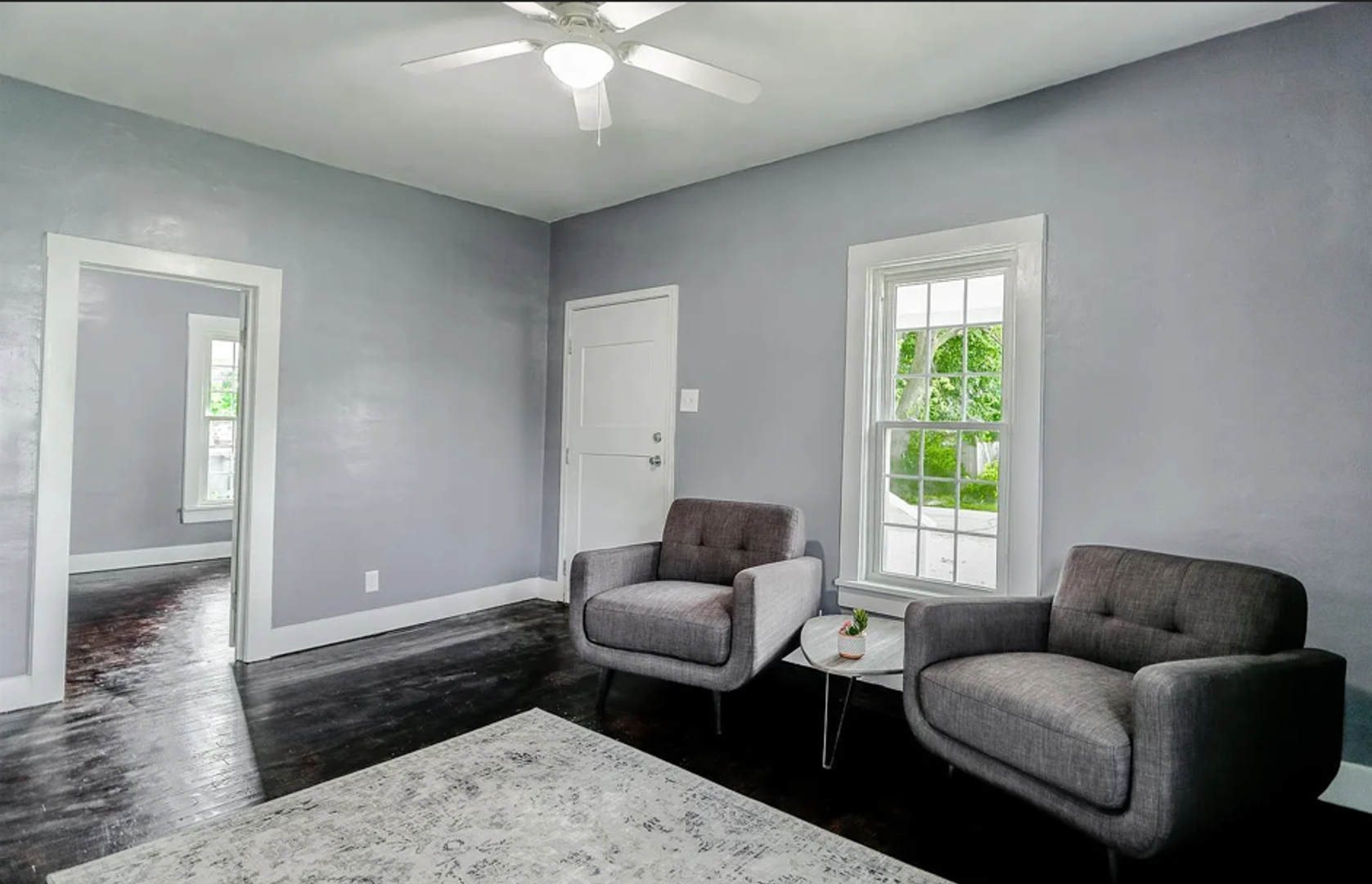 2104 Hall St 19 of 27