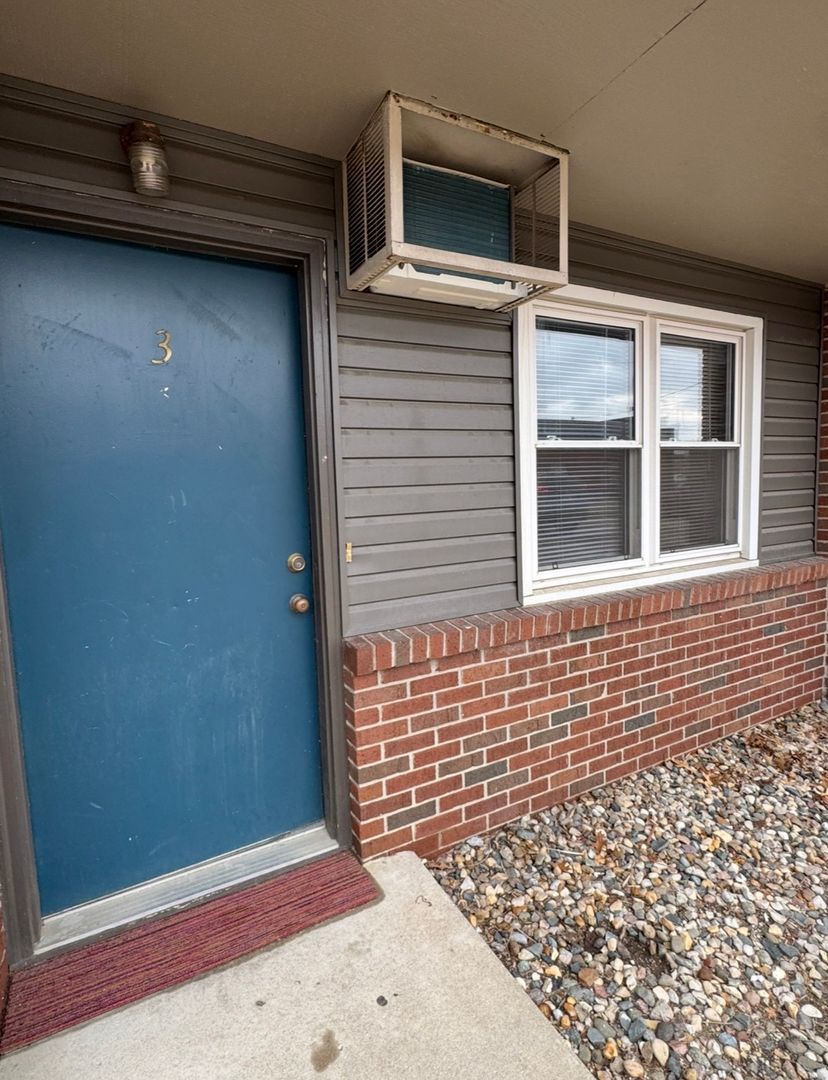 West Lafayette Apartment: 2330 Northwestern Ave