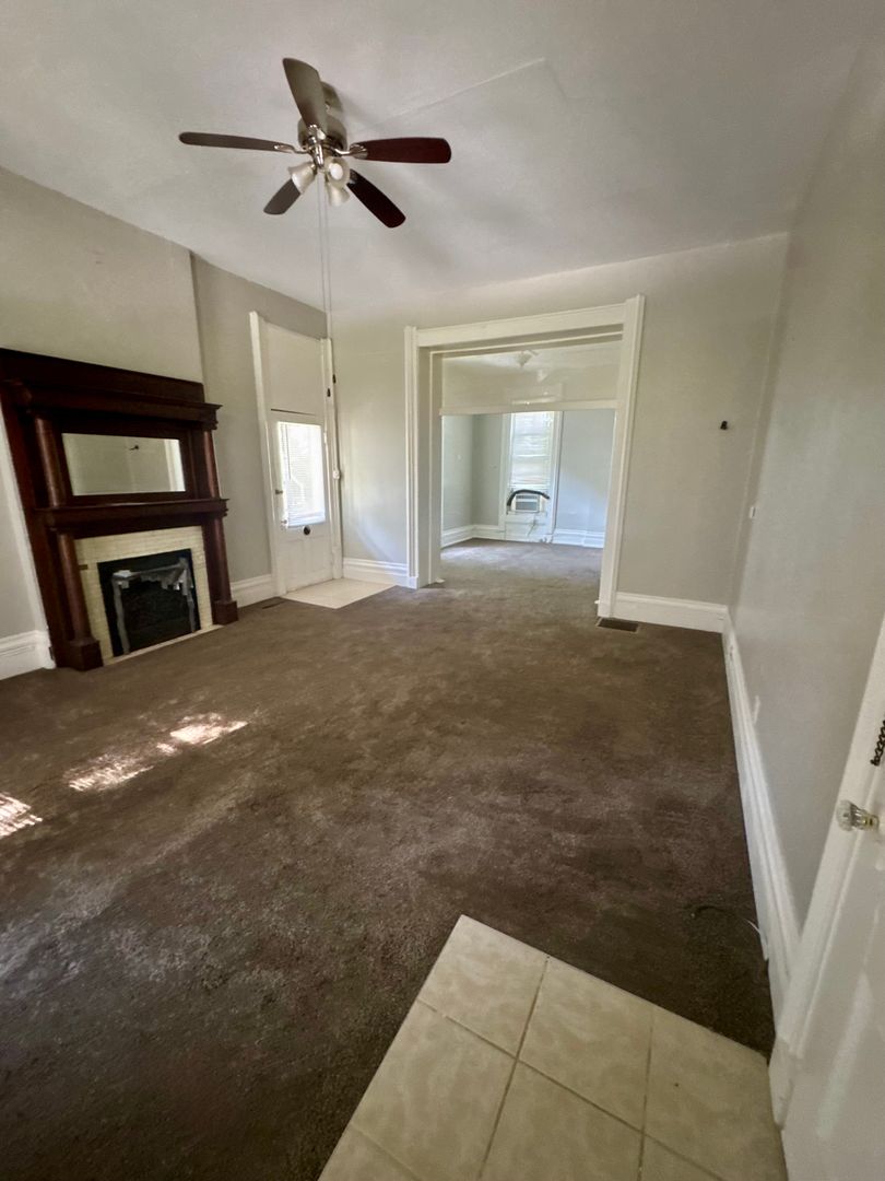 Lafayette Apartment: 214 Perrin Ave
