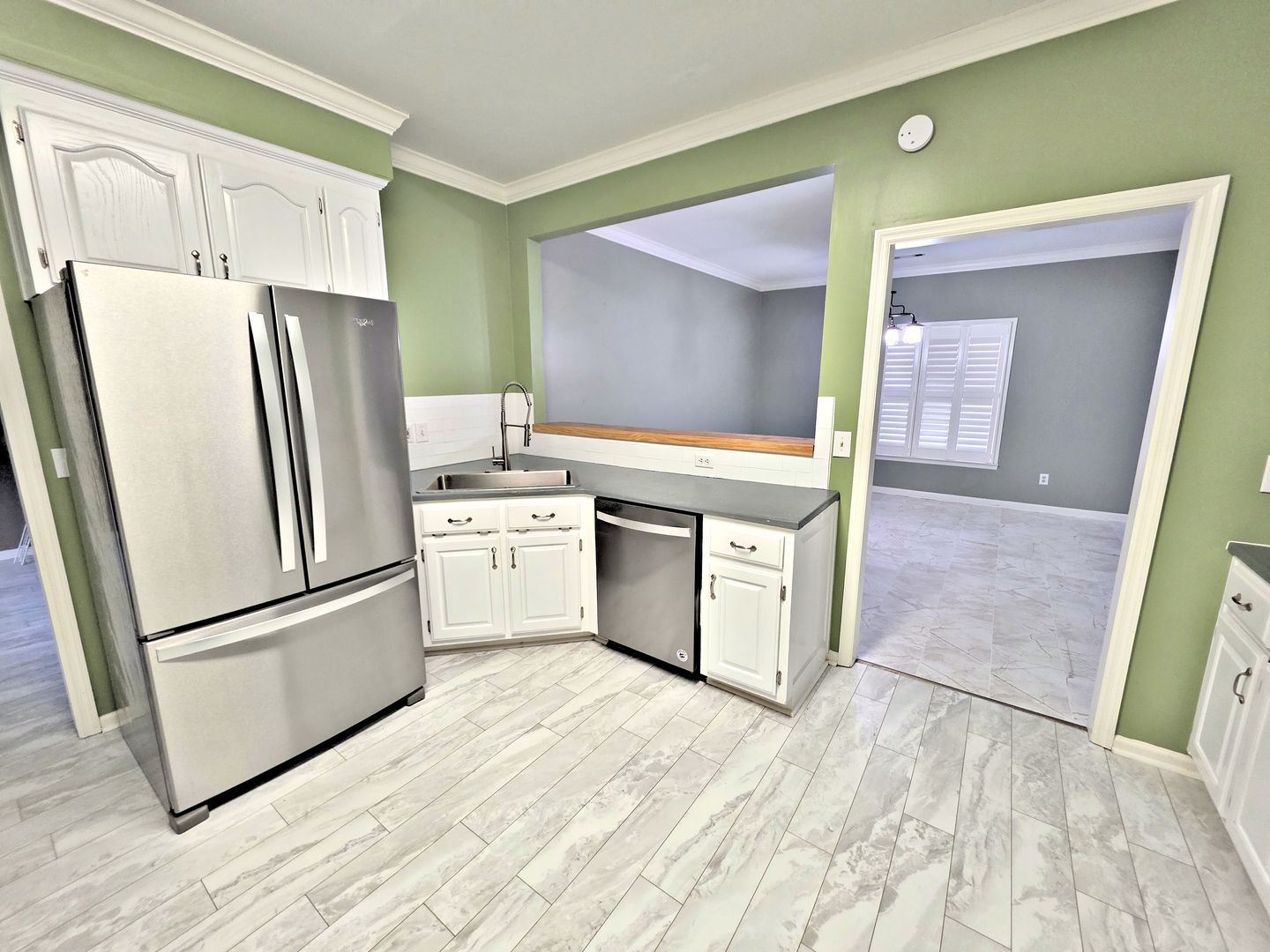 Decatur House: 2208 Yorkshire Dr SE