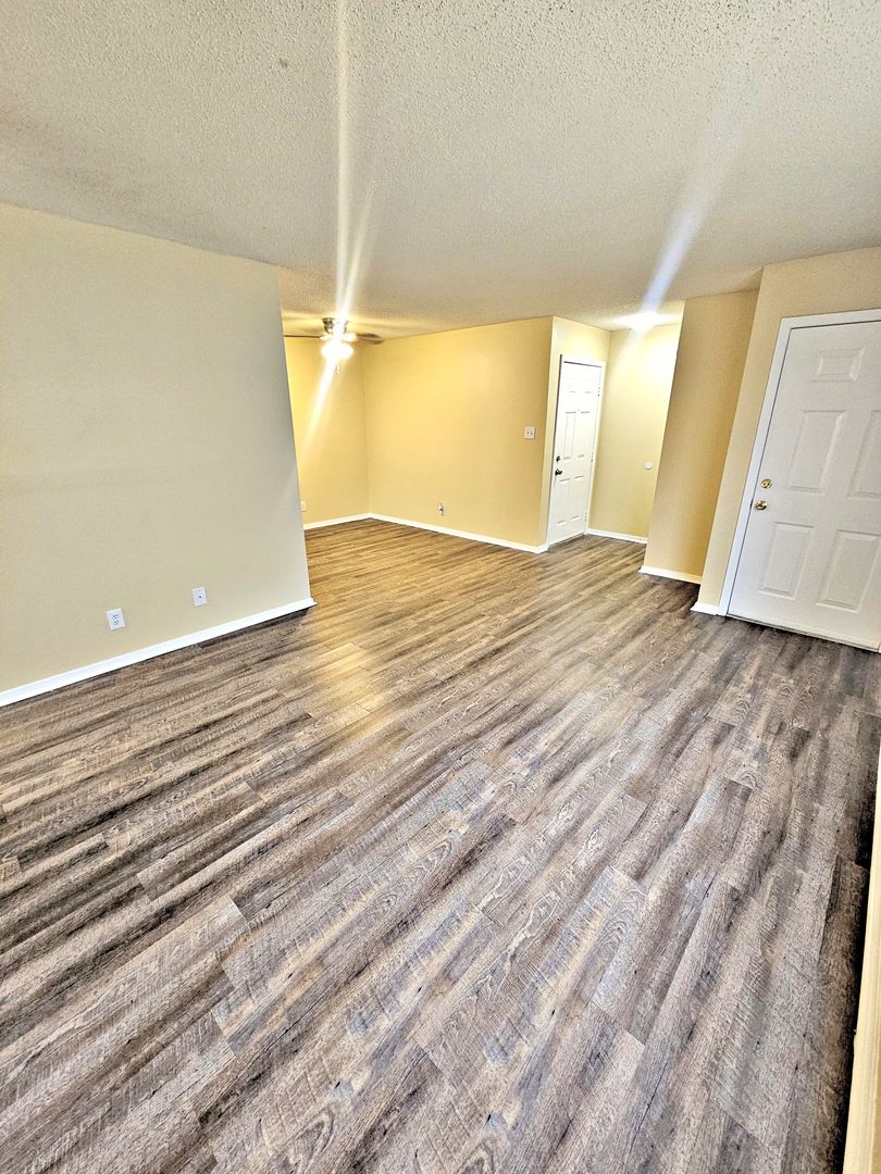 Decatur Apartment: 1802 Milligan St SW