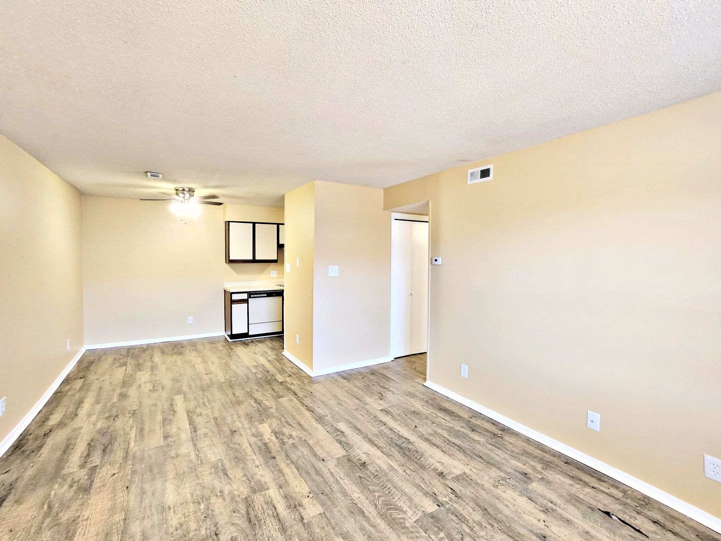 Decatur Apartment: 1802 Milligan St SW