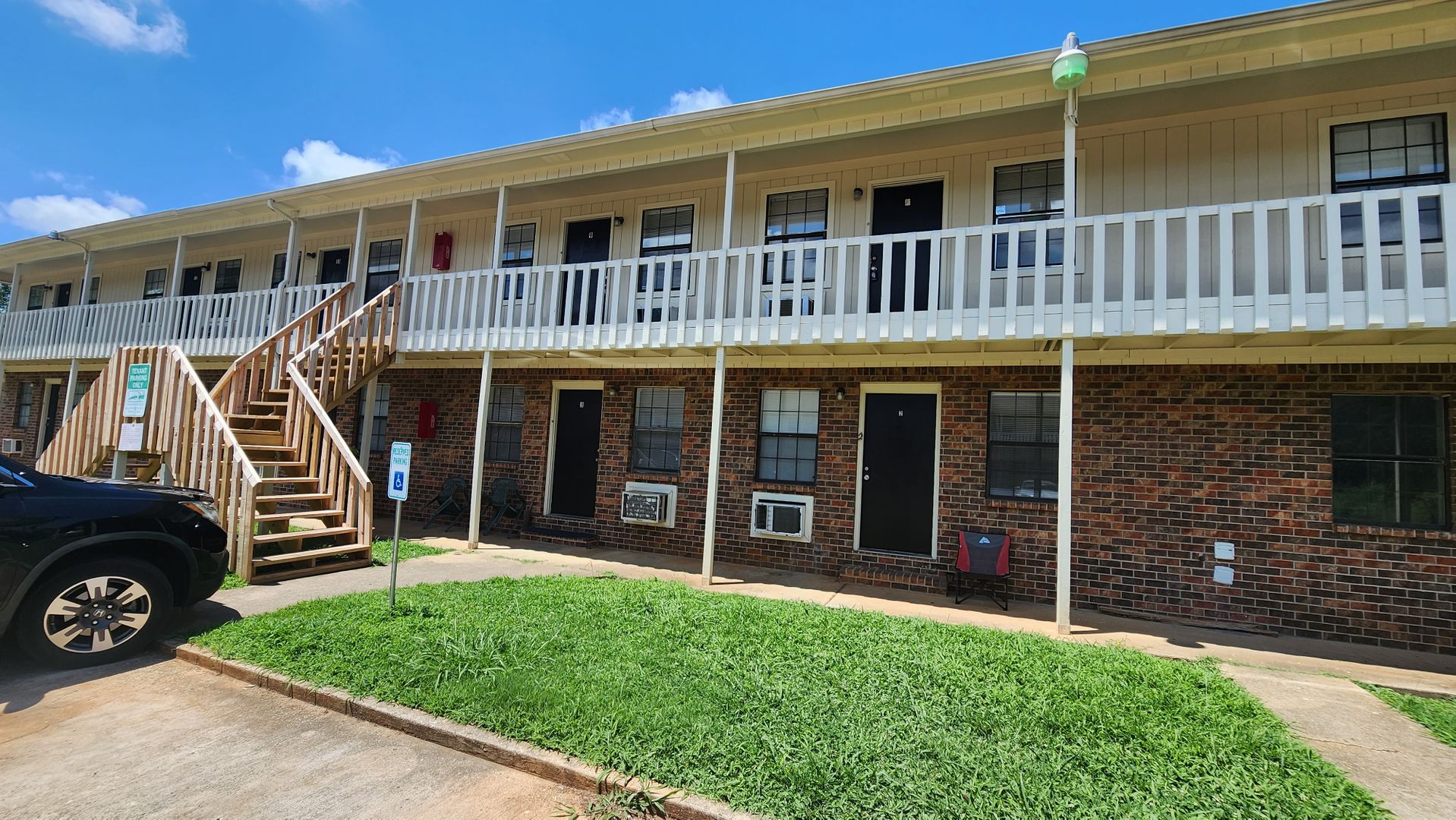 Huntsville Apartment: 4419 Bonnell Dr.