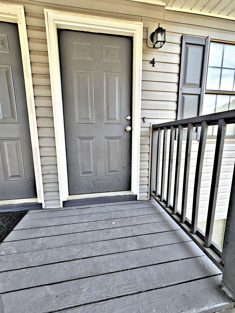 Decatur Apartment: 1801 Tower St SE