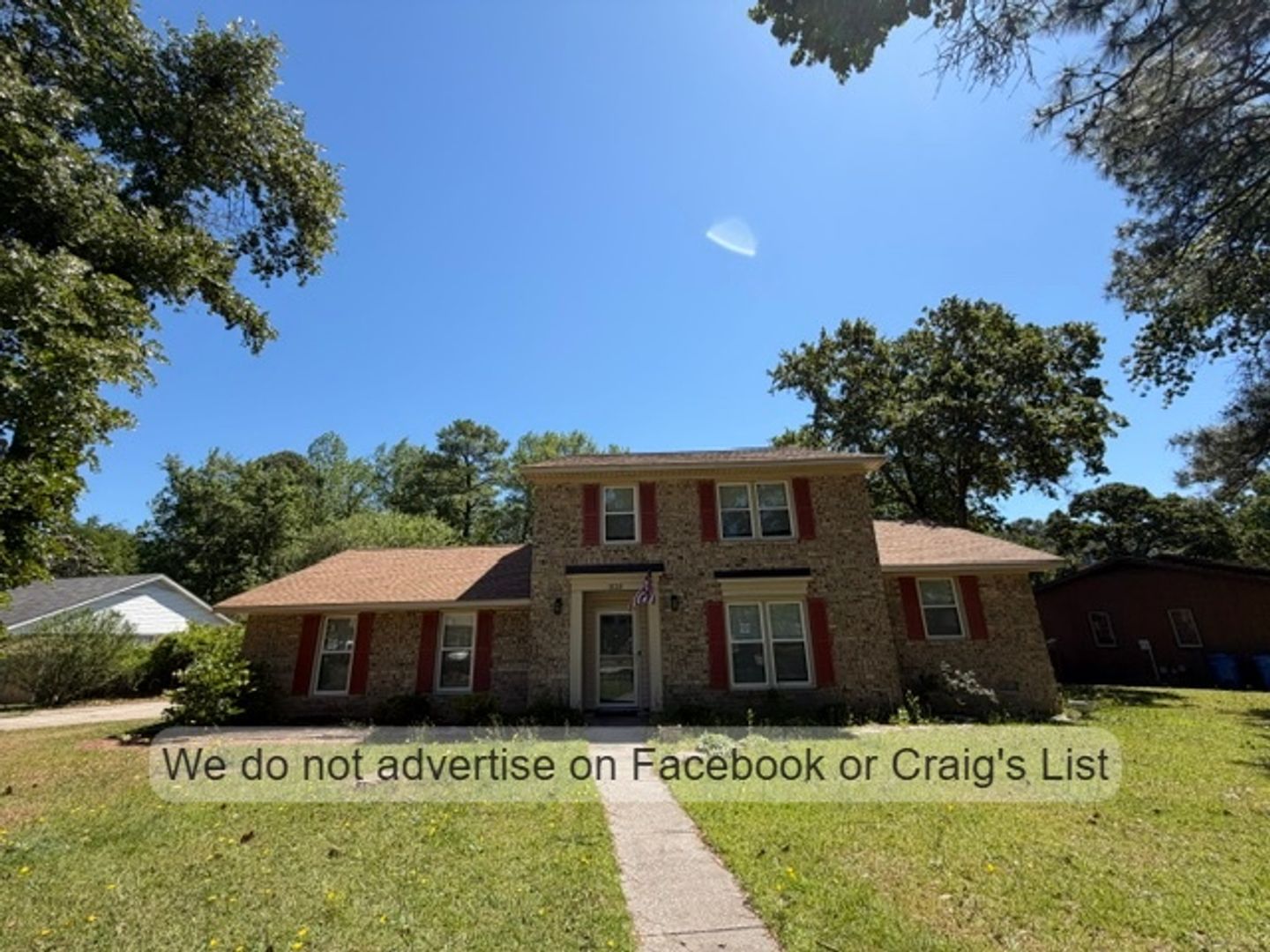 Fayetteville House: 1828 Paisley Avenue