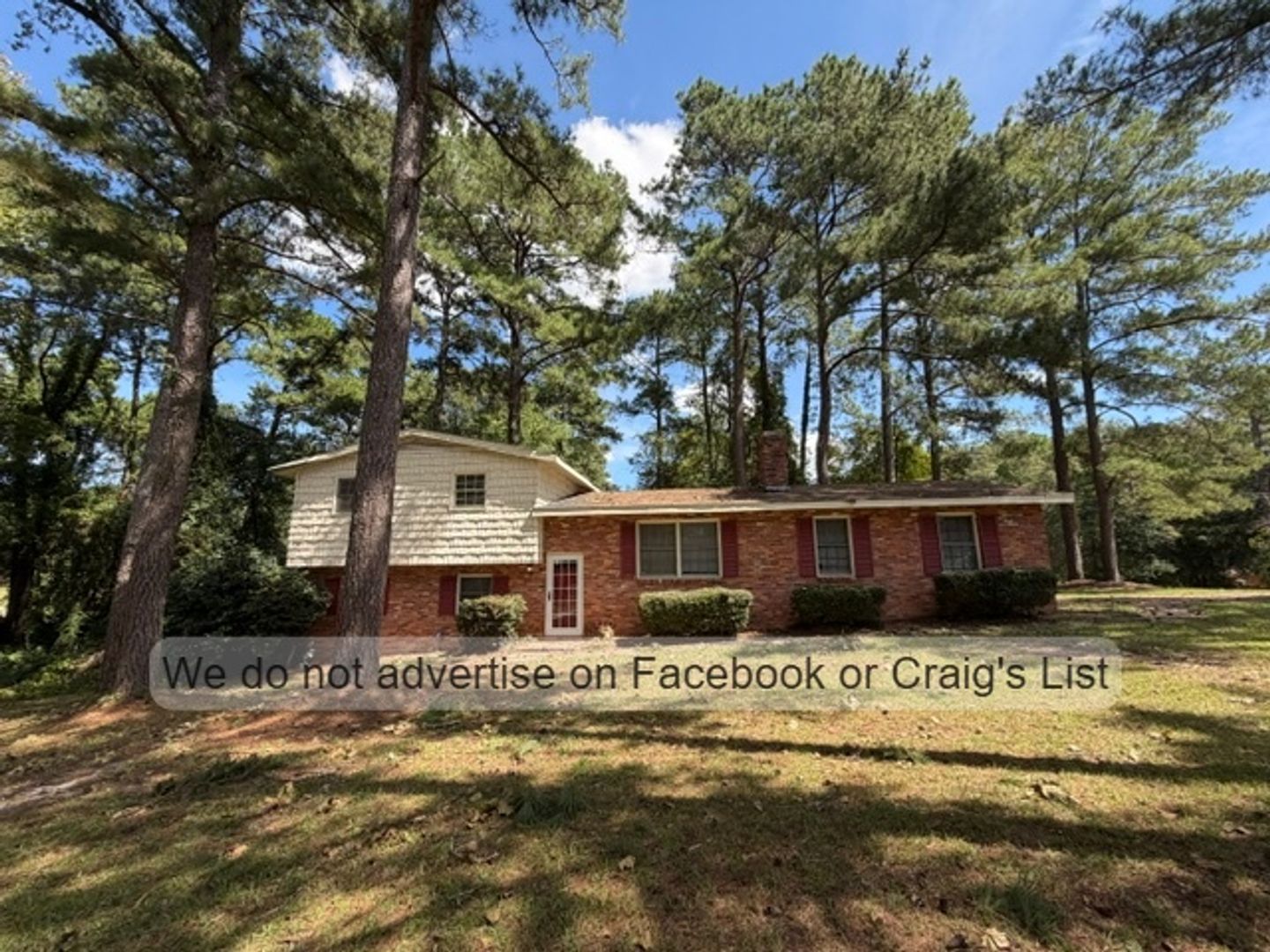 Fayetteville House: 3339 Seven Mountain Drive