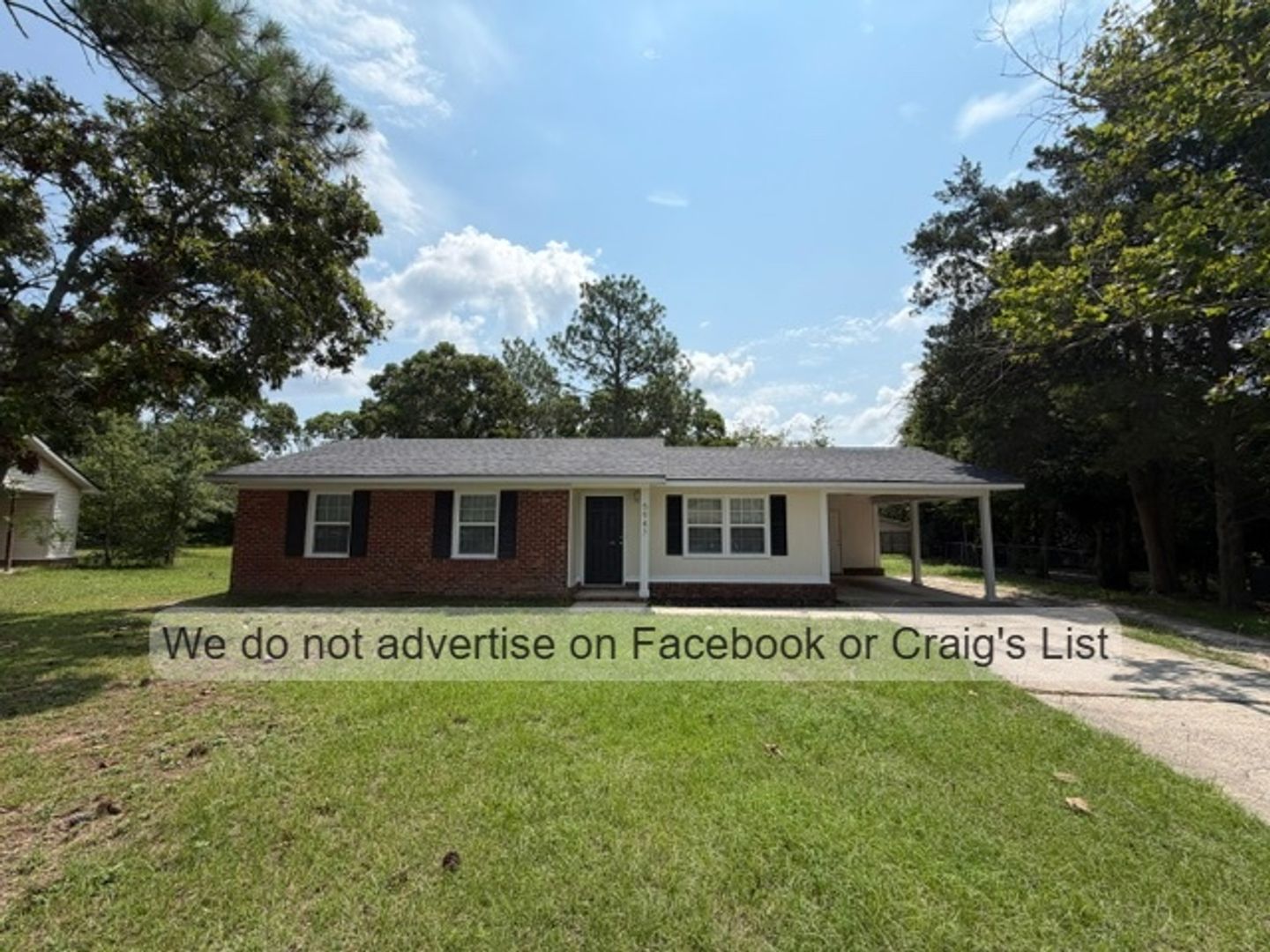 Hope Mills House: 5947 Spinner Road
