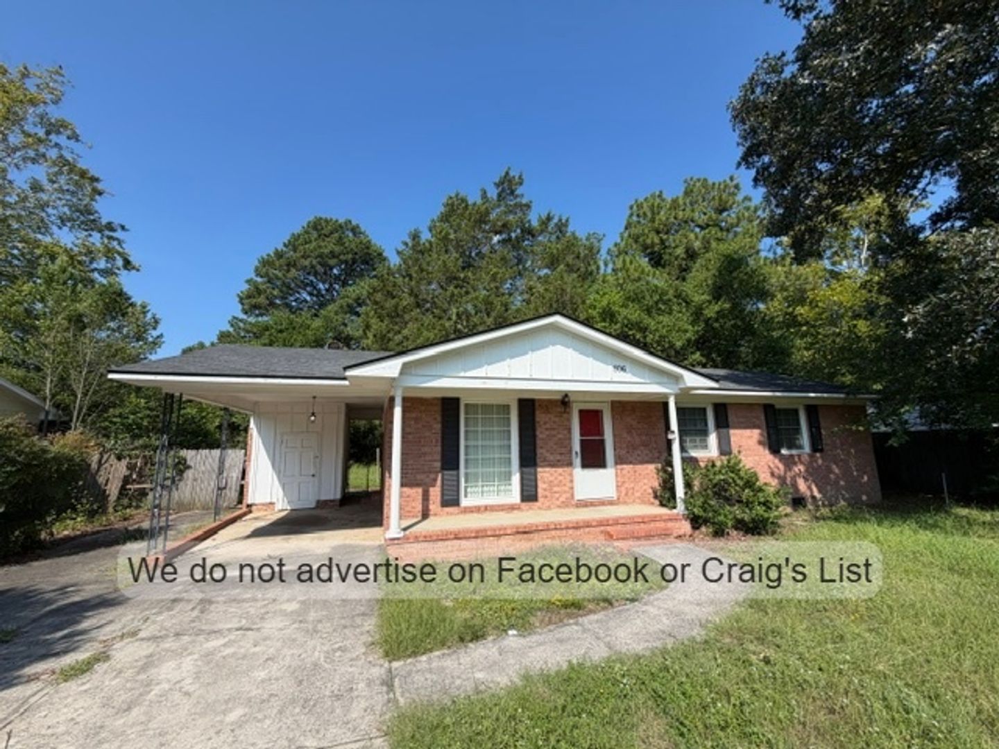 Fayetteville House: 806 Hicks Avenue