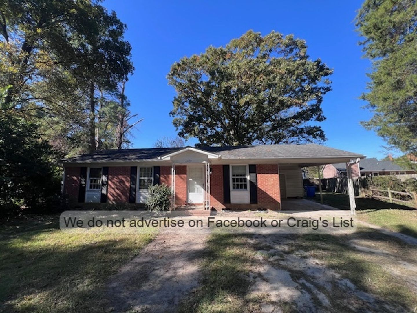 Fayetteville House: 6409 Waverly Court