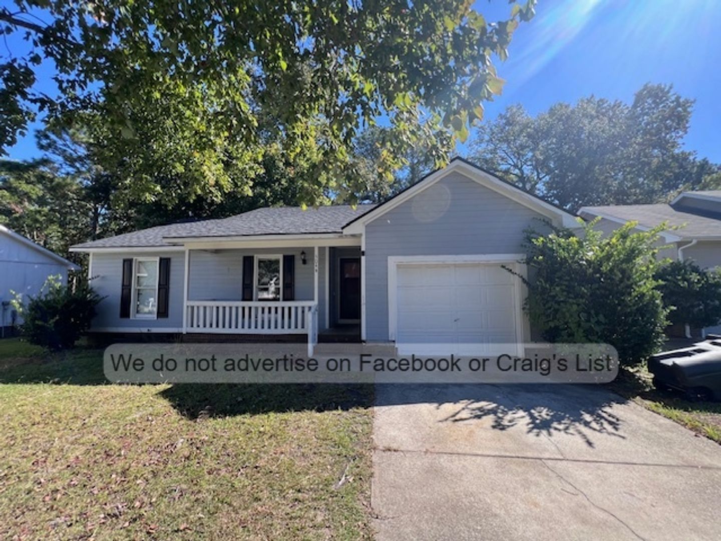 Fayetteville House: 5044 Linton Hall Road