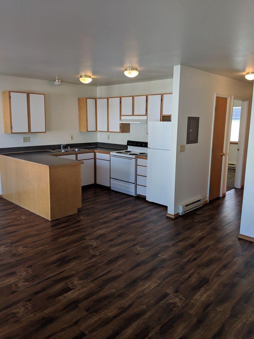 Bellingham Apartment: 3430-3438 Northwest Ave.