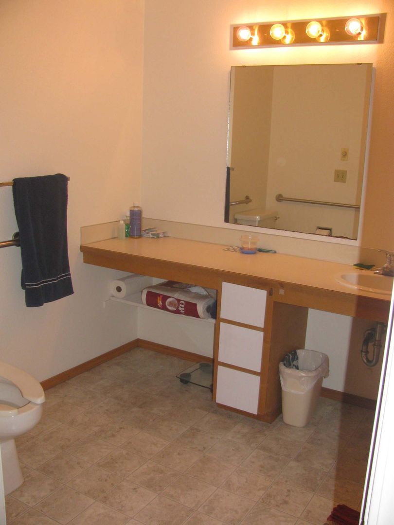 Bellingham Apartment: 3430-3438 Northwest Ave.