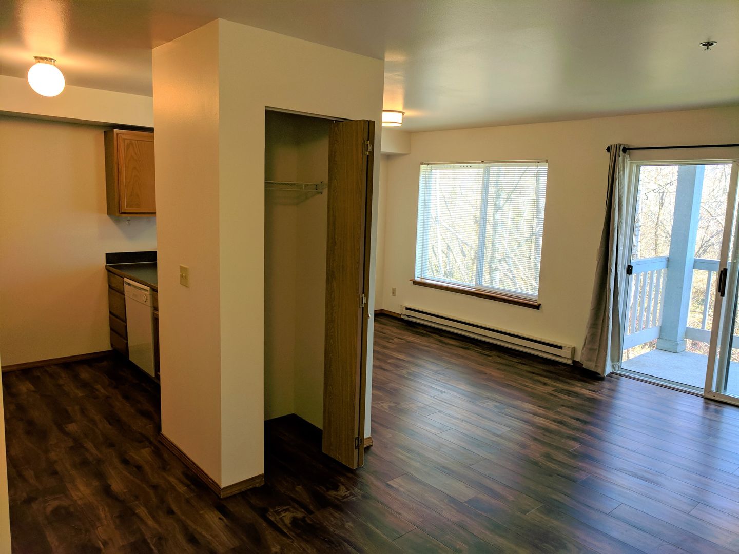 Bellingham Apartment: 3903-3911 Flynn St.