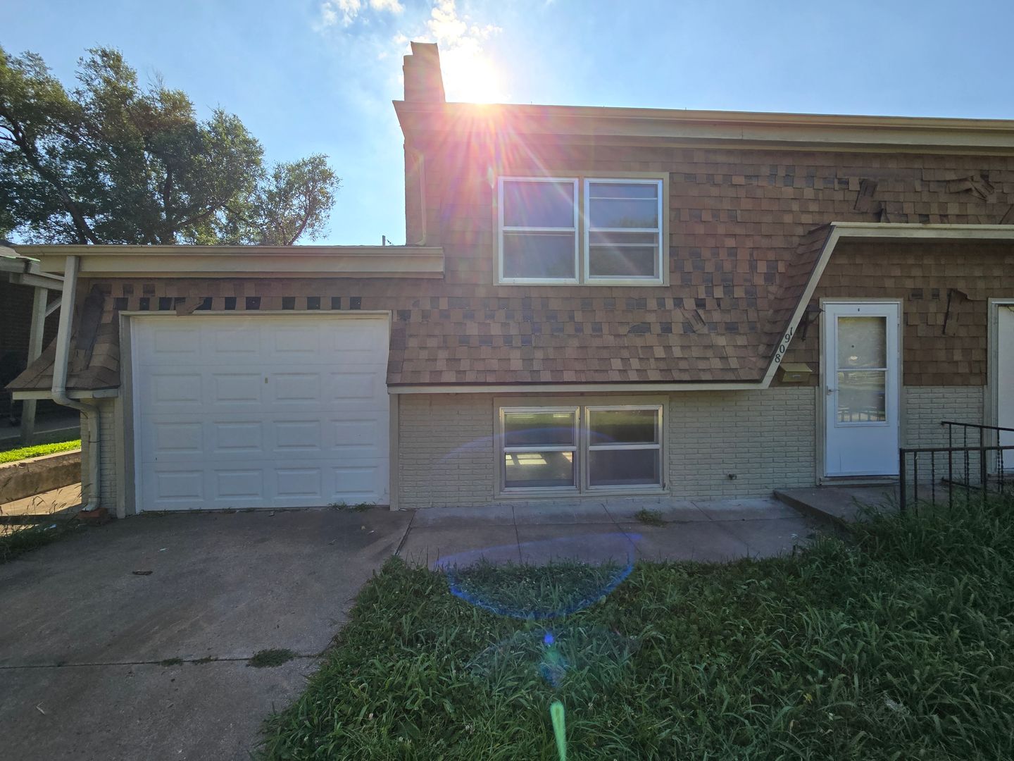 Topeka Apartment: 1908 SW Fairmont